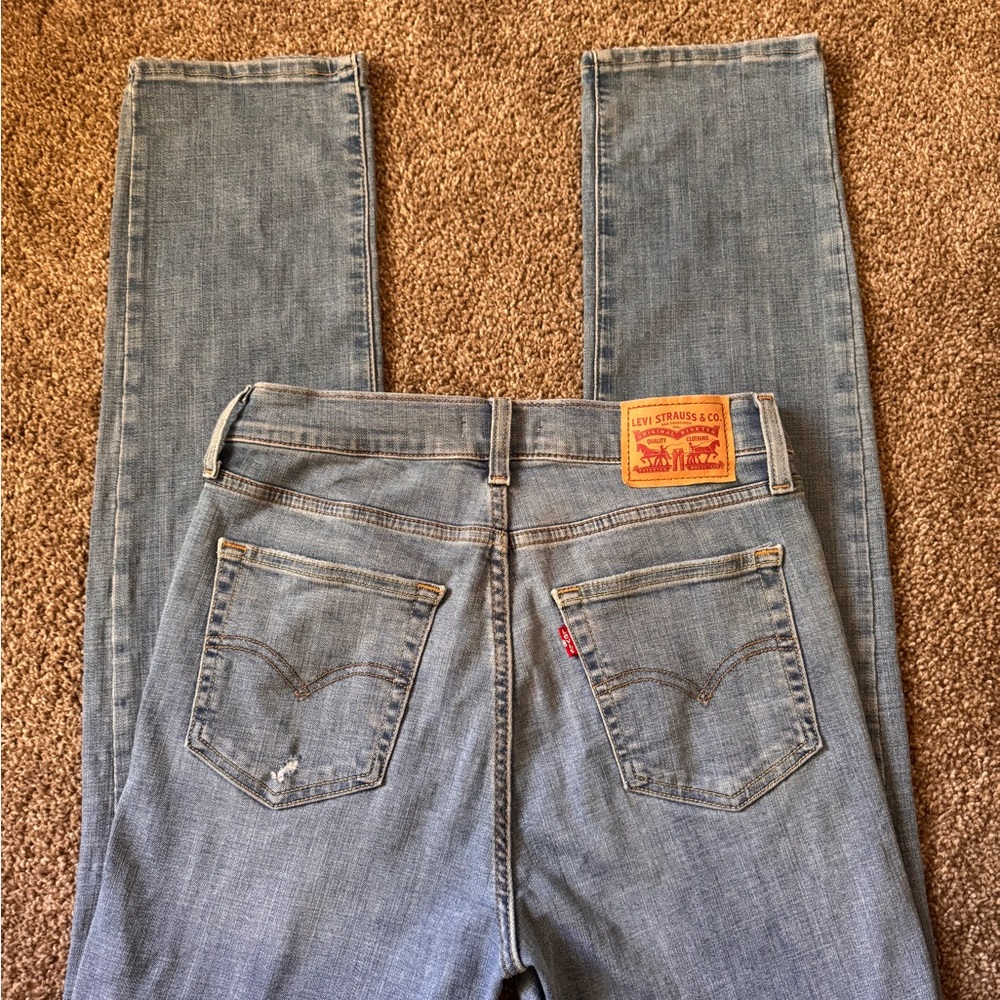 Levi’s 724 high rise straight jeans